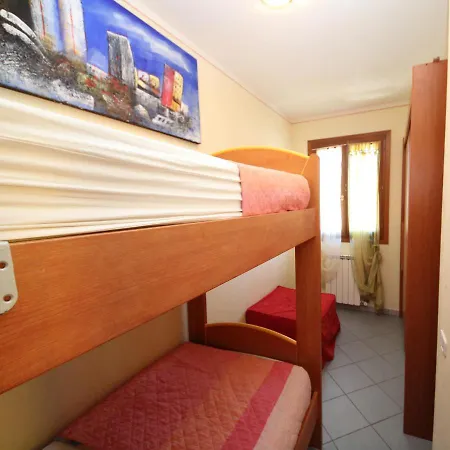 Sole E Mare 公寓 罗索利纳马雷